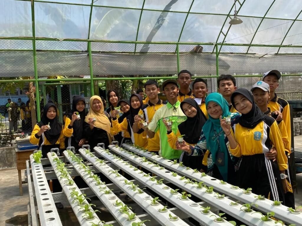 f126002e ad21 43bd a4c5 ccb6fb8542d4