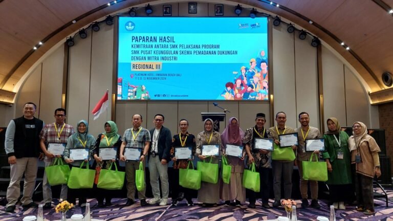 a7572d4e a395 4dee adee 623adeb520f3