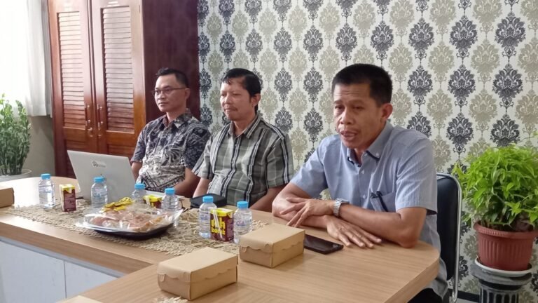 ff80ec0b f090 4ac0 8f3b c963ea58055b